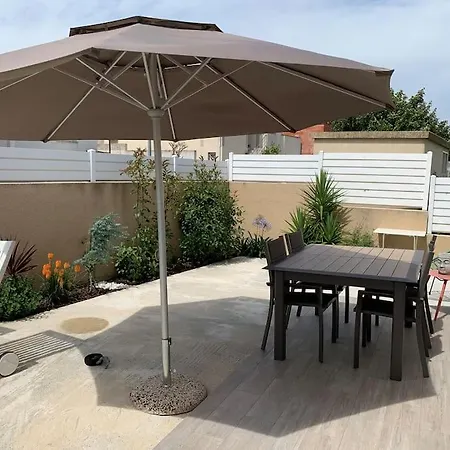 Maison 2 Chambres, Piscine, Jardin Clos Pezens