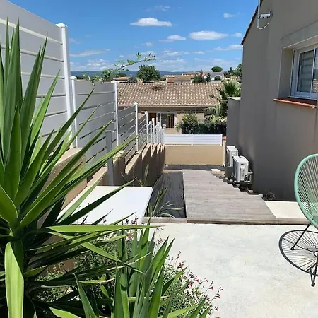 Maison 2 Chambres, Piscine, Jardin Clos Villa Pezens